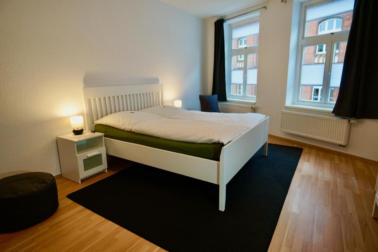 Ferienwohnung Badstaven Вісмар Екстер'єр фото